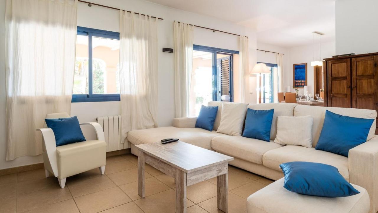 Villa Etruria Close To Playa D'En Bossa Sant Josep de sa Talaia Exterior photo