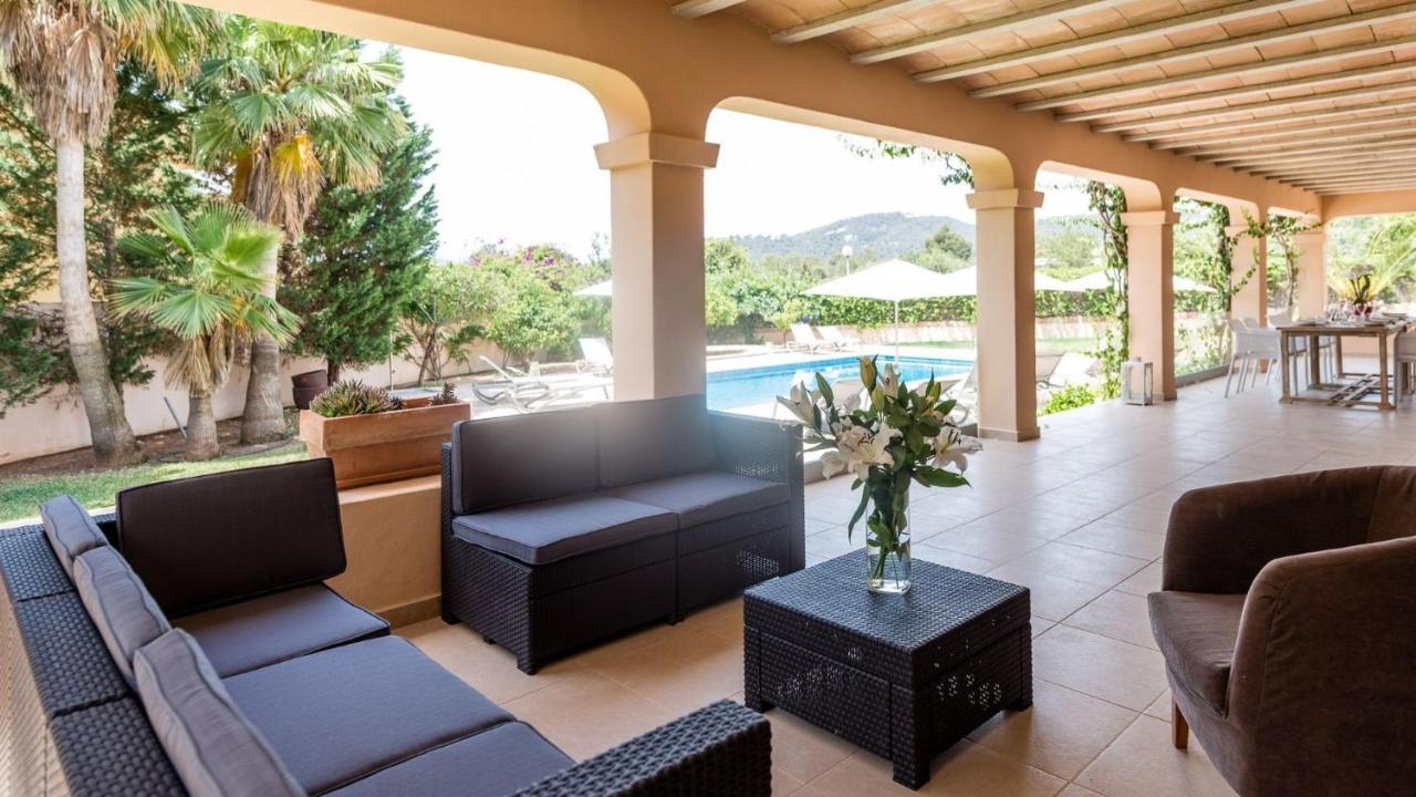 Villa Etruria Close To Playa D'En Bossa Sant Josep de sa Talaia Exterior photo